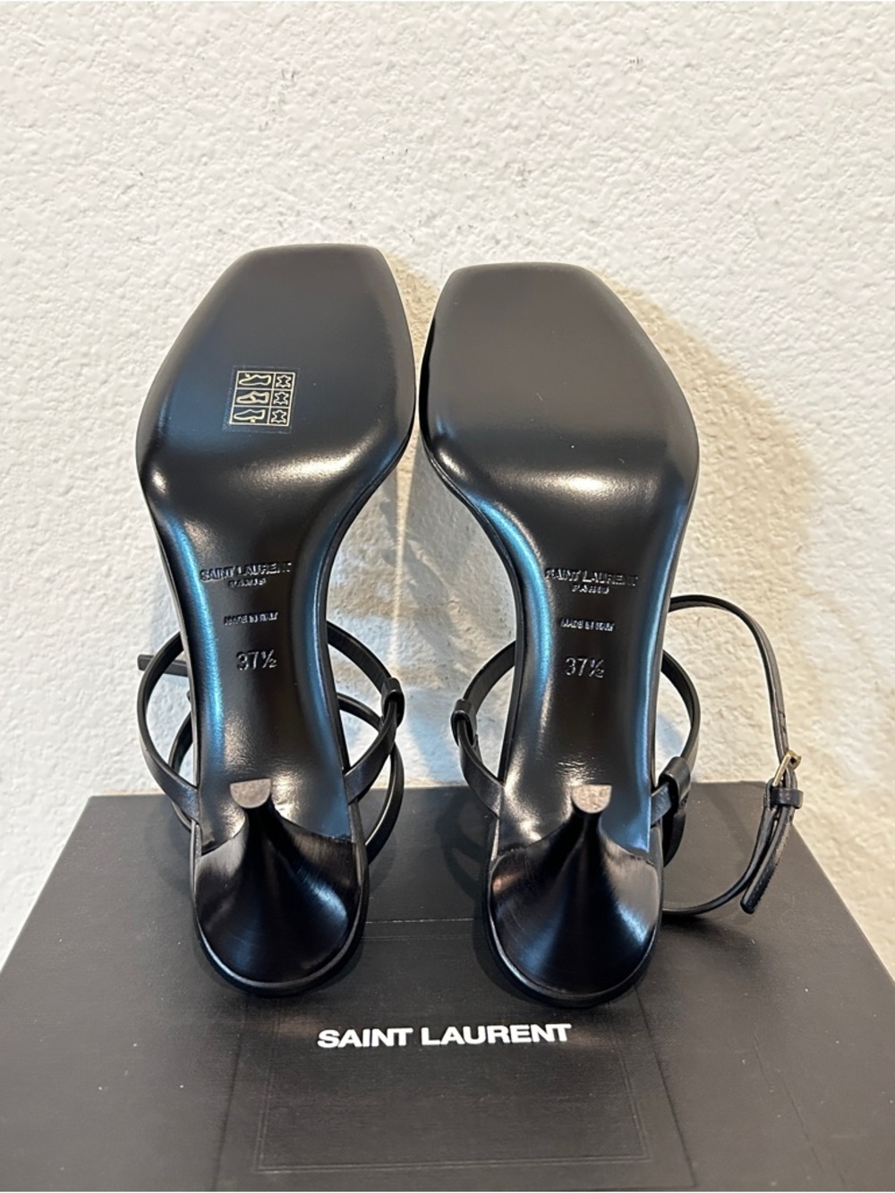 NIB SAINT LAURENT Cassandra 60 leather sandals Black, Size 37.5, Retail $1150 - Picture 4 of 8